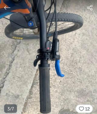 Bicicletta da montagna Giant blu e arancione