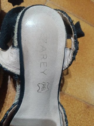 Azarey originales sandalias cuña negras
