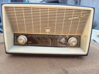 Radio Invicta antigua 1962