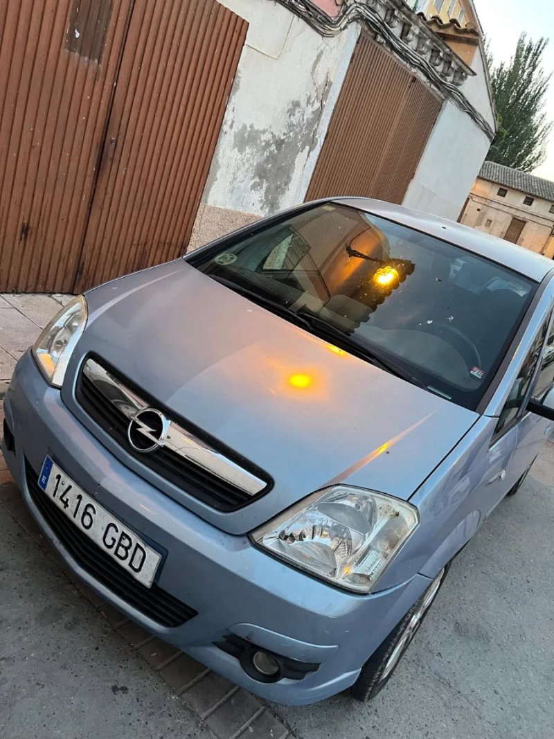 Opel Meriva 2008 - foto 1