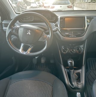 Peugeot 208 2017 Style 1.2 PureTech 82