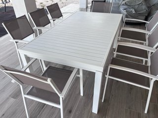 Conjunto Mesa y 10 Sillas Jardín Exterior