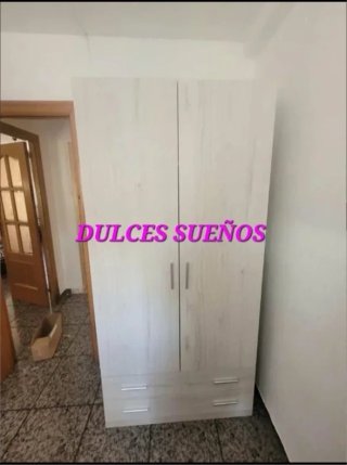 Ultimi armadi in offerta! Scopri la nostra selezione esclusiva di armadi, progettati per ottimizzare lo spazio e portare eleganza alla tua casa.