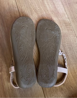 Sandalias planas doradas talla 38