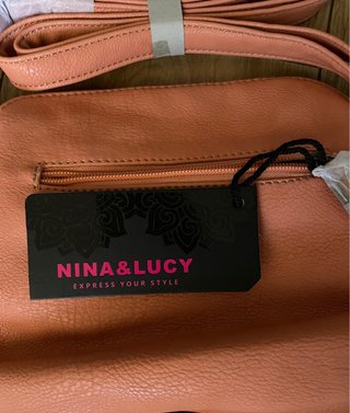 Bolso de hombro salmón con trenzado