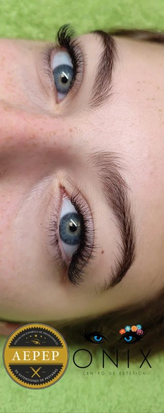 Cursos extensiones de pestañas