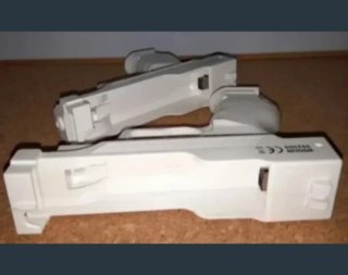 NUEVO. 2 Pistolas y 2 Rifles WII