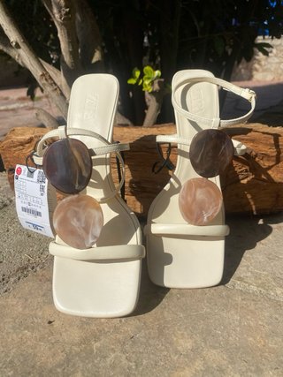 Sandalias Zara Talla 38 Beige