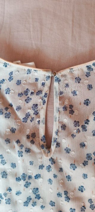 Blusa floral Emma & Ella Paris Talla S