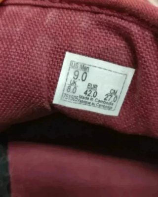 Zapatillas Vans granates talla 42