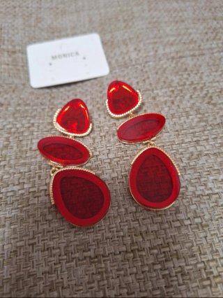 Pendientes largos rojos efecto cristal