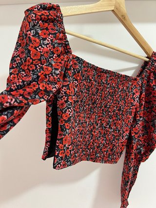 Blusa floral manga larga