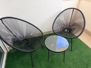 Conjunto mesa y sillas jardín negro