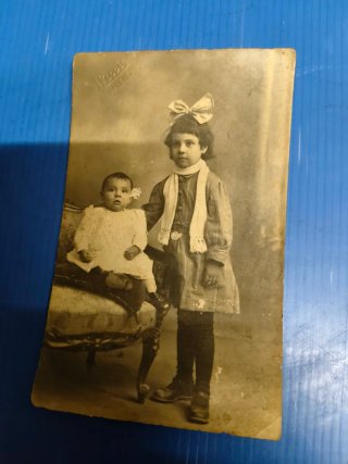 Lote Fotos  muy antiguas  Familiares