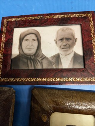 Lote Fotos  muy antiguas  Familiares