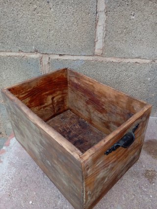 Cajón antiguo madera 33x23x19