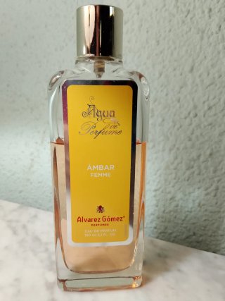 Lote de colonias y perfumes