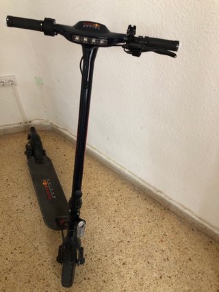 Patinete Eléctrico Red Bull  racing.Homologado.