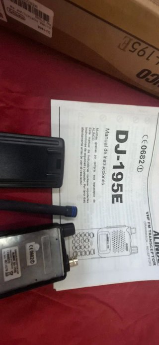 Walki Alinco DJ-195E