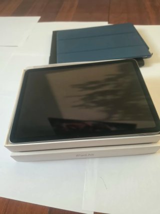 Apple iPad Air 11
