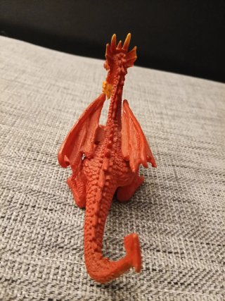 Muñeco dragón rojo PVC