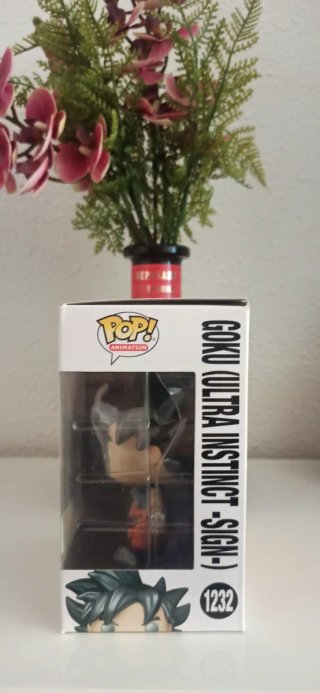 Funko Pop! Goku Ultra Instinct 1232
