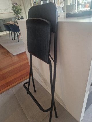 Taburete Alto Plegable Ikea. Altura 63 cm.