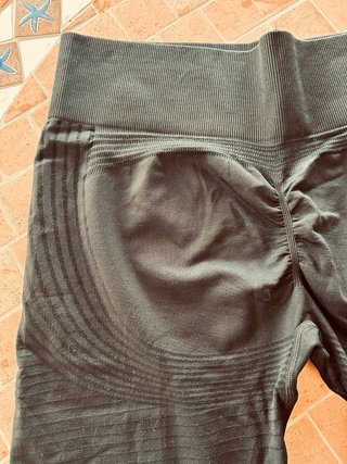 Mallas reductoras cortas Cellumove negras