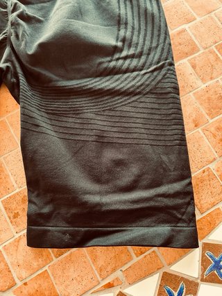 Mallas reductoras cortas Cellumove negras
