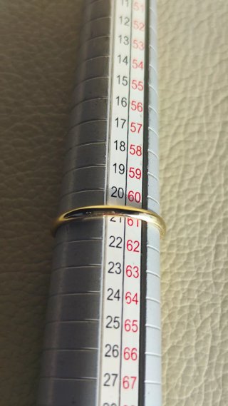 Alianza oro amarillo 18k hombre nueva.