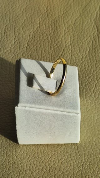Alianza oro amarillo 18k hombre nueva.