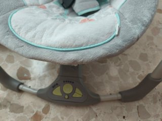 Trona Ikea con el reposapiés y Hamaca con movimien