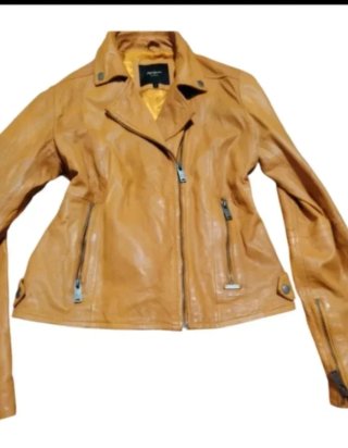 Chaqueta Pepe Jeans Piel Oveja + Bolso Negro