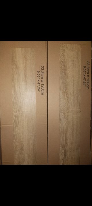 Suelo porcelánico imitación madera