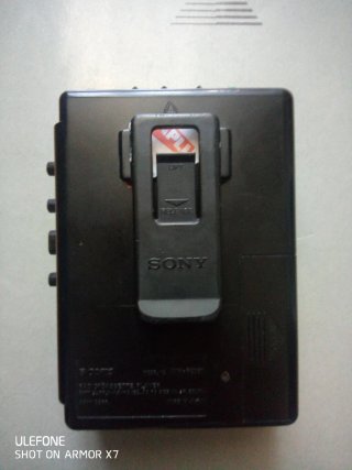 Sony Walkman FM/AM Auto Reverse