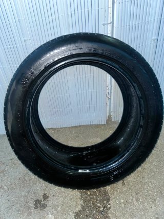 Neumático 245/45 R17