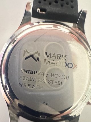 Reloj Mark Maddox Negro y Plateado