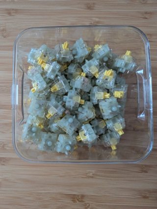 90 Cherry MX Honey Silent Tactile Switches (10pcs)