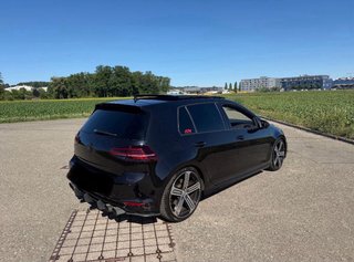 Volkswagen Golf 7 R 2.0 TSI 300 CV DSG 4Motion
