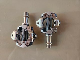 Pedales Shimano XT