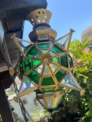 Farol colgante estrella verde y dorado