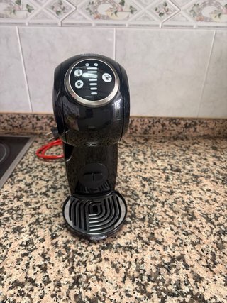 Cafetera Dolce Gusto Negra