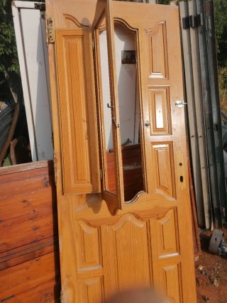 Puerta de pino