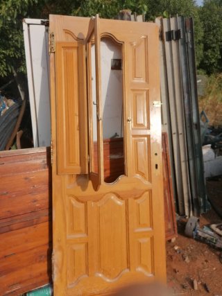 Puerta de pino