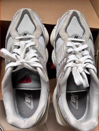 New Balance 9060 Gris/Blanco Talla 38