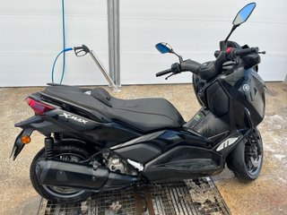 Yamaha XMAX 300 Tech MAX Negra