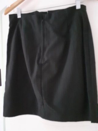 Falda y Chaleco Negro Talla M
