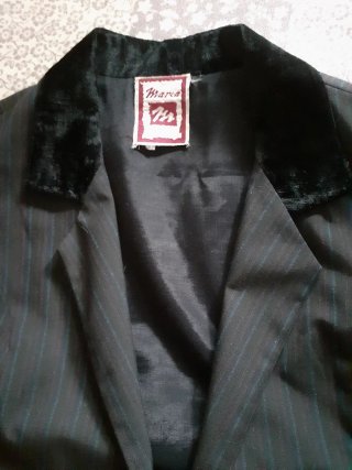 Falda y Chaleco Negro Talla M