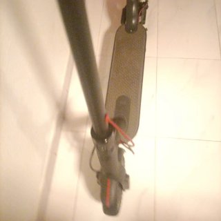 Patinete eléctrico en buen estado