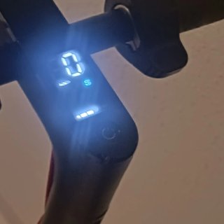 Patinete eléctrico en buen estado
